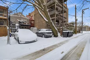 2452 W Arthington St, Chicago, IL 60612 - Photo 10