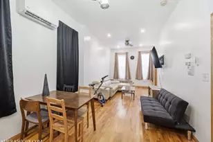 2452 W Arthington St, Chicago, IL 60612 - Photo 4