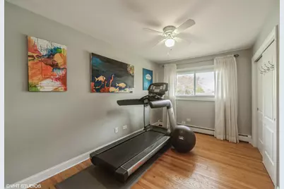 1049 Peace Drive, Wheeling, IL 60090 - Photo 18