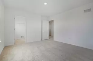 357 Danforth Dr, Oswego, IL 60543 - Photo 16