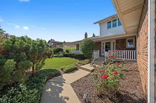 13952 S Oak Ridge Dr, Homer Glen, IL 60491 - Photo 4