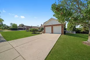 13952 S Oak Ridge Dr, Homer Glen, IL 60491 - Photo 48