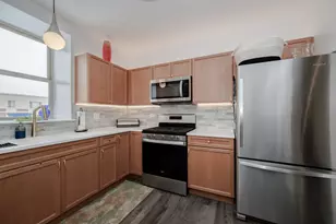 1700 Riverwoods Dr, Melrose Park, IL 60160 - Photo 8