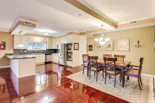 131 W Adelaide St, Elmhurst, IL 60126 - Photo 14