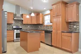 1203 Timber Dr, Elk Grove Village, IL 60007 - Photo 18