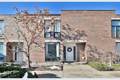 7 Birch Tree Court, Elmhurst, IL 60126 - Photo 2