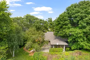 1370 Sunview Ln, Winnetka, IL 60093 - Photo 36