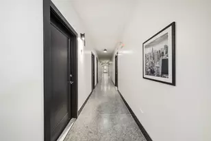 8900 Windemere Ave, Brookfield, IL 60513 - Photo 2