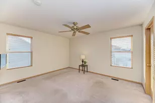 703 Hillcrest Dr, Bolingbrook, IL 60440 - Photo 20