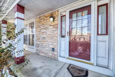 703 Hillcrest Drive, Bolingbrook, IL 60440 - Photo 2