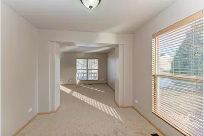 703 Hillcrest Drive, Bolingbrook, IL 60440 - Photo 8