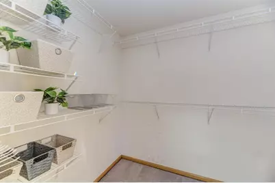 703 Hillcrest Drive, Bolingbrook, IL 60440 - Photo 22