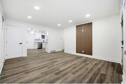 1054 Elliott Avenue, Aurora, IL 60505 - Photo 4