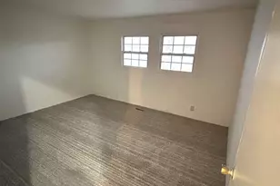 200 Butte Ln, Carpentersville, IL 60110 - Photo 8