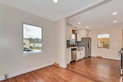 748 73rd Court, Willowbrook, IL 60527 - Photo 8