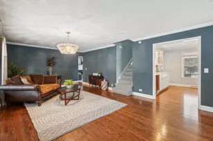 131 W Chicago Ave, Downers Grove, IL 60515 - Photo 4