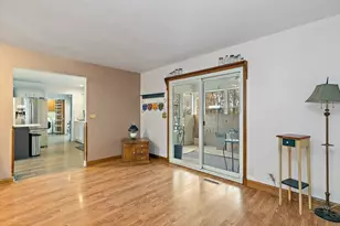 1313 Woods Rd, Belvidere, IL 61008 - Photo 6