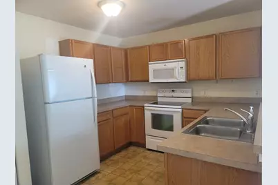 234 Bertram Drive #D, Yorkville, IL 60560 - Photo 2