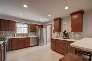 648 Saginaw Ave, Calumet City, IL 60409 - Photo 16