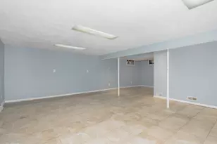 418 Standish Dr, Bloomington, IL 61704 - Photo 24