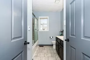 418 Standish Dr, Bloomington, IL 61704 - Photo 14