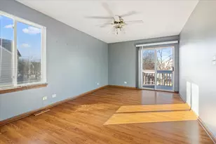 601 E Victoria Cir, North Aurora, IL 60542 - Photo 8