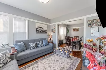 5335 W Barry Avenue, Chicago, IL 60641 - Photo 4