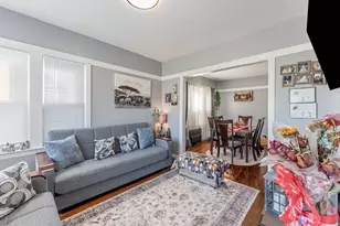 5335 W Barry Ave, Chicago, IL 60641 - Photo 4