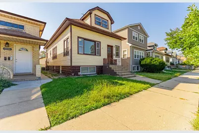 5335 W Barry Avenue, Chicago, IL 60641 - Photo 1