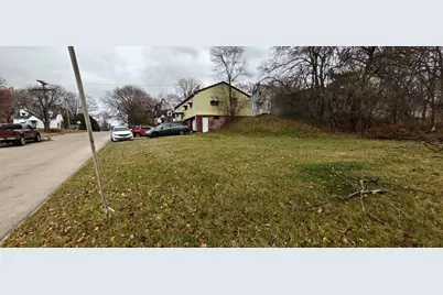 4515 Raven Street, Rockford, IL 61107 - Photo 2