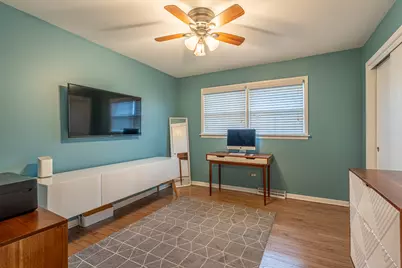 4820 W 106th Street, Oak Lawn, IL 60453 - Photo 12