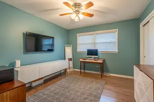 4820 W 106th St, Oak Lawn, IL 60453 - Photo 12