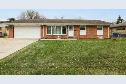 479 Munroe Circle, Des Plaines, IL 60016 - Photo 2