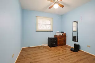 479 Munroe Cir, Des Plaines, IL 60016 - Photo 12