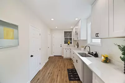 8429 S Dante Avenue, Chicago, IL 60619 - Photo 8