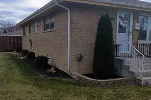 101 Granville Ave, Bellwood, IL 60104 - Photo 2