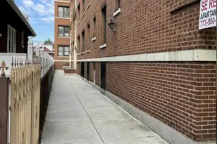 3320 W 67th St, Chicago, IL 60629 - Photo 2