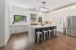 5944 N Knox Ave, Chicago, IL 60646 - Photo 8