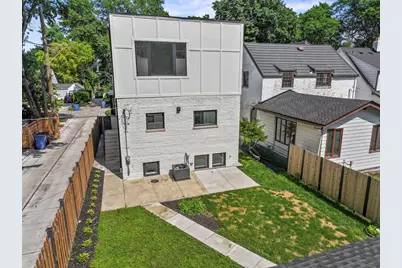 5944 N Knox Avenue, Chicago, IL 60646 - Photo 30