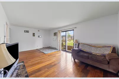 2343 Ogden Avenue #3, Downers Grove, IL 60515 - Photo 2