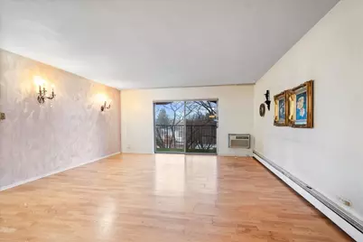 6800 N California Avenue #4H, Chicago, IL 60645 - Photo 2