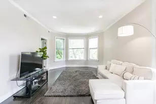 2310 N Kenneth Ave, Chicago, IL 60639 - Photo 6