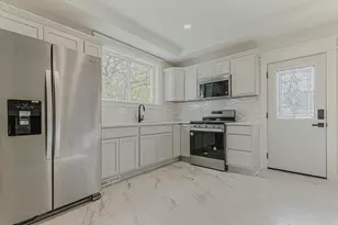 409 Algona Ave, Elgin, IL 60120 - Photo 12