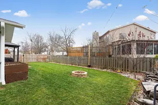 154 Abbeywood Cir, Streamwood, IL 60107 - Photo 8