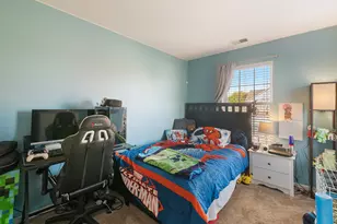 8512 Foxborough Way, Joliet, IL 60431 - Photo 18