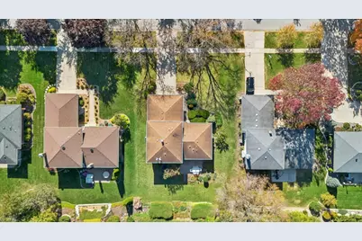 1614 Holly Avenue, Darien, IL 60561 - Photo 26