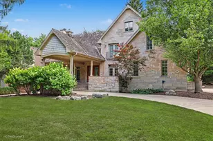 130 Fuller Rd, Hinsdale, IL 60521 - Photo 1