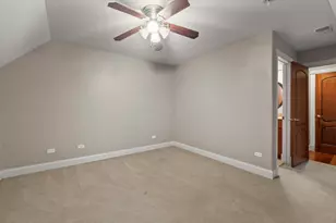 130 Fuller Rd, Hinsdale, IL 60521 - Photo 24