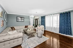 715 S Naperville Rd, Wheaton, IL 60189 - Photo 4