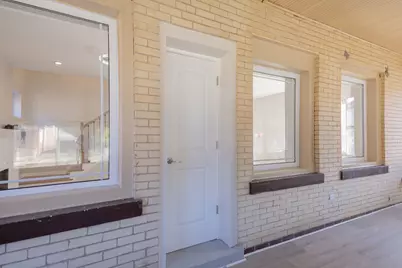 7437 S Merrill Avenue, Chicago, IL 60649 - Photo 12